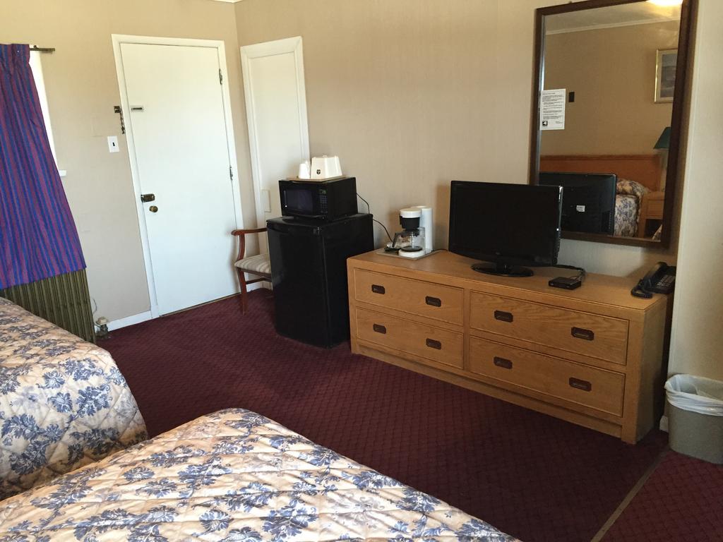 Shamrock Motelミッドランド エクステリア 写真