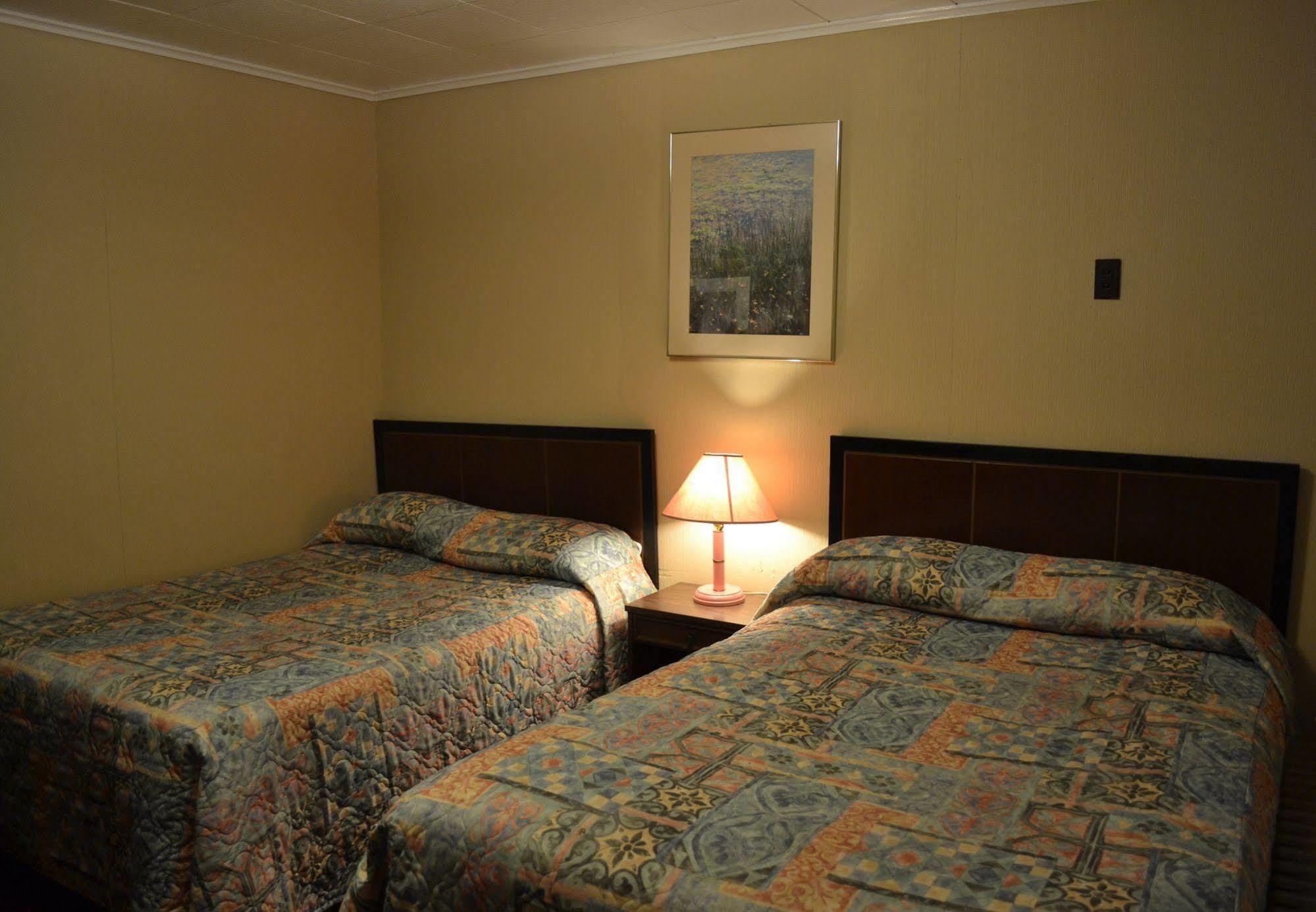 Shamrock Motelミッドランド エクステリア 写真